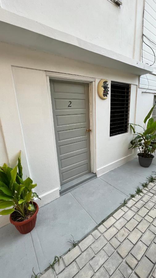 Blue Wave Guest House Caye Caulker Bagian luar foto