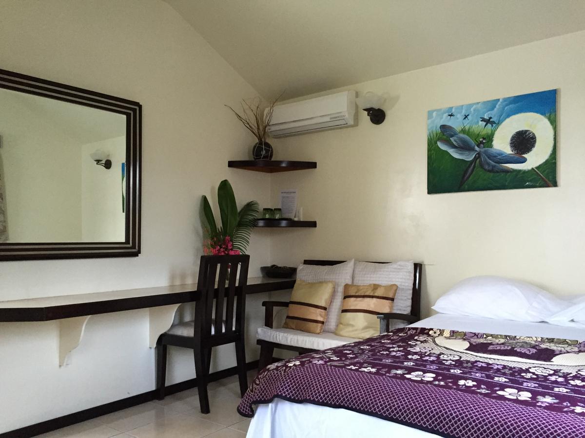 Blue Wave Guest House Caye Caulker Bagian luar foto